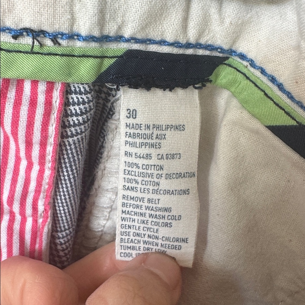 American Eagle Outfitters pair of plaid shorts 30 Waist - Picture 8 of 8